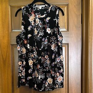 Gypsies & Moondust Black Floral Button-Neck Sleeveless Top